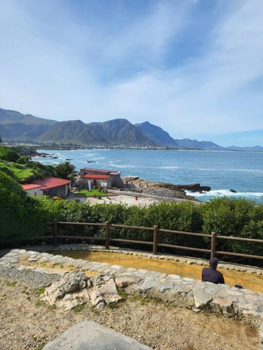 *Self-Check In - Whale Watching Paradise -Central* Hermanus Extérieur photo